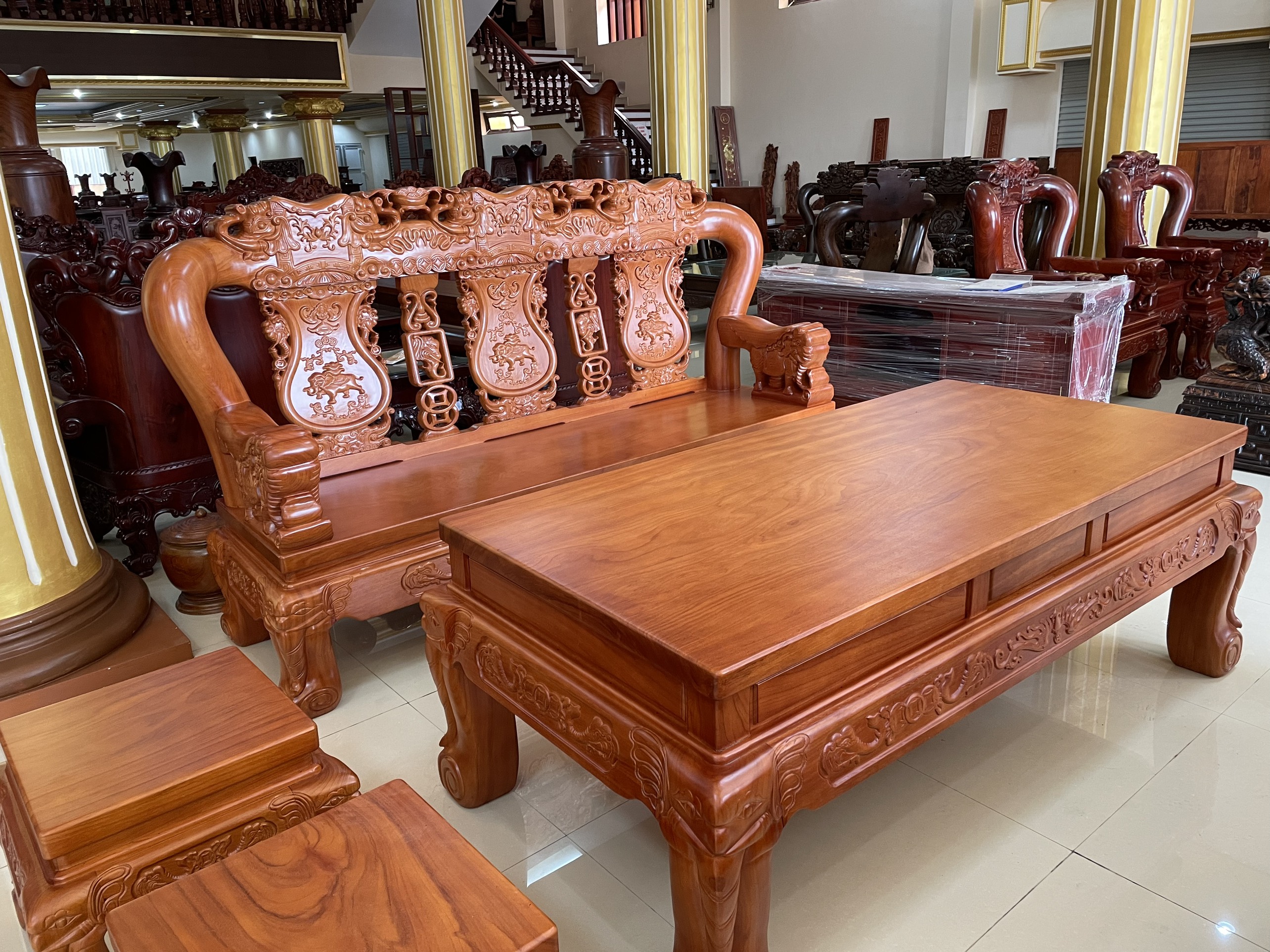 BÓI QUỐC VOI GỖ GÕ TAY 16 - MẶT TRÀN VIỀN