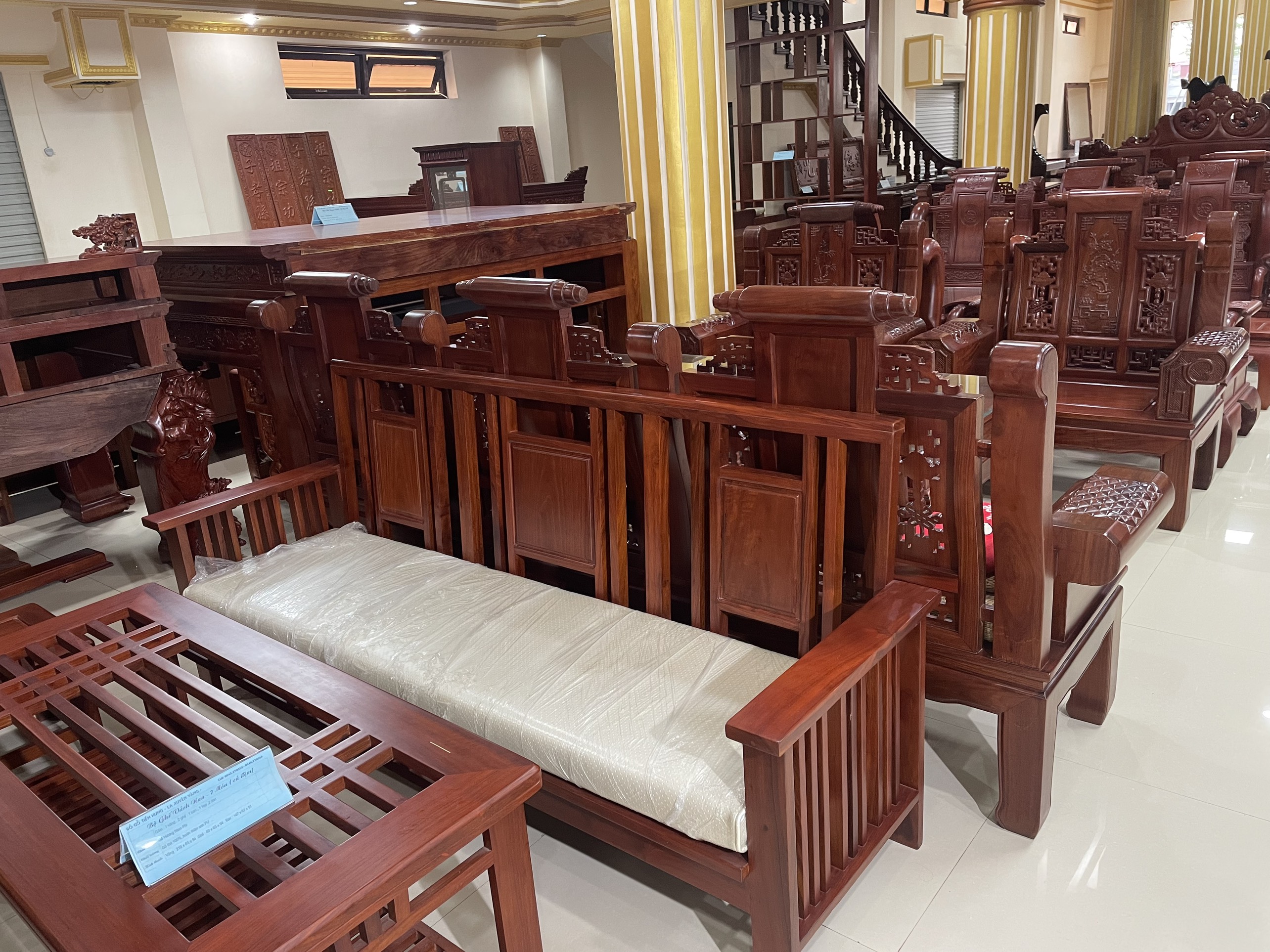 BỘ SOFA LAN GỖ HƯƠNG