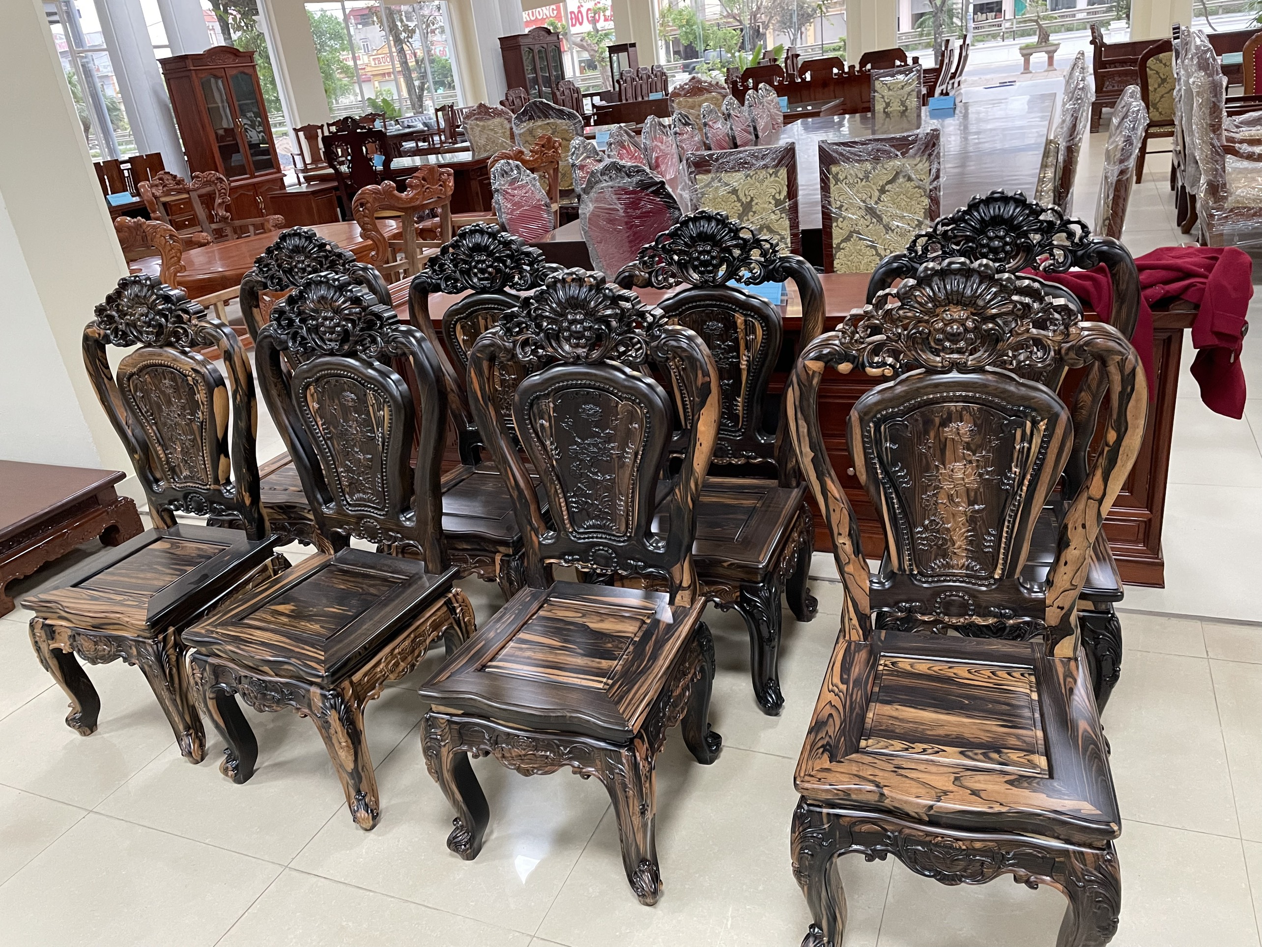 GHẾ ĂN MUN LÀO