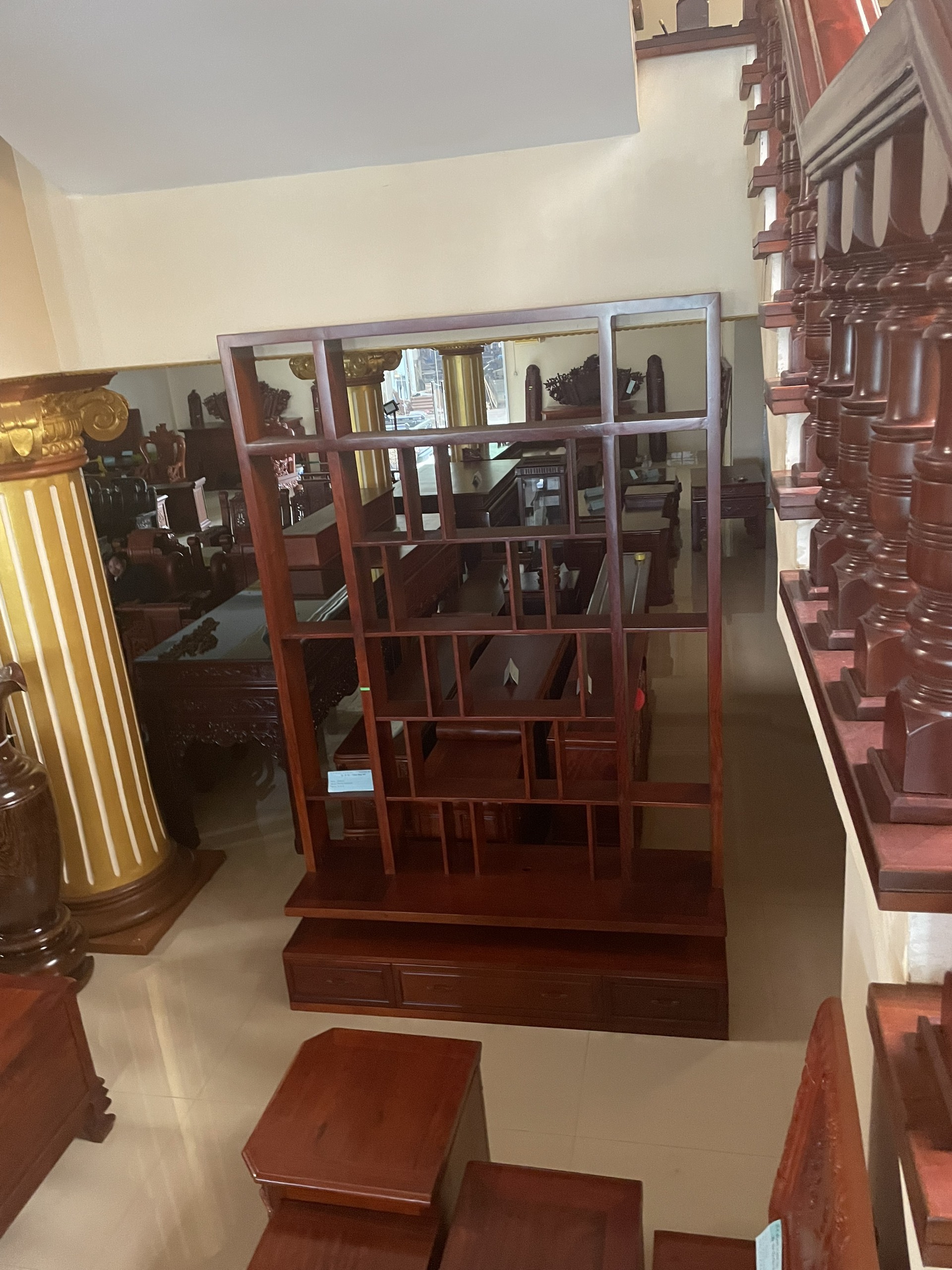 VÁCH NGĂN PHÒNG GỖ HƯƠNG LÀO