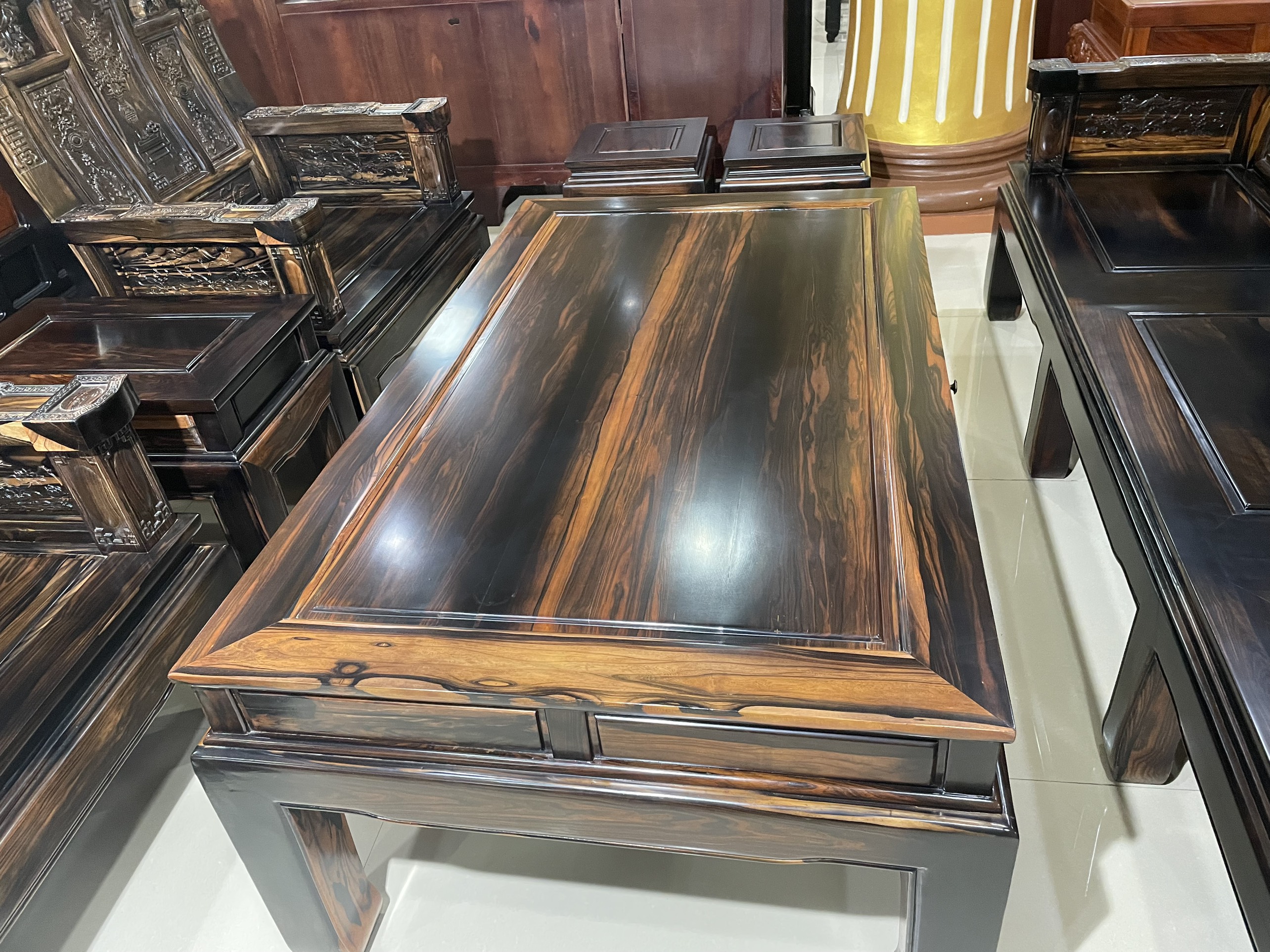 BỘ BÀN GHẾ LONG MÃ GỖ MUN - 7 MÓN