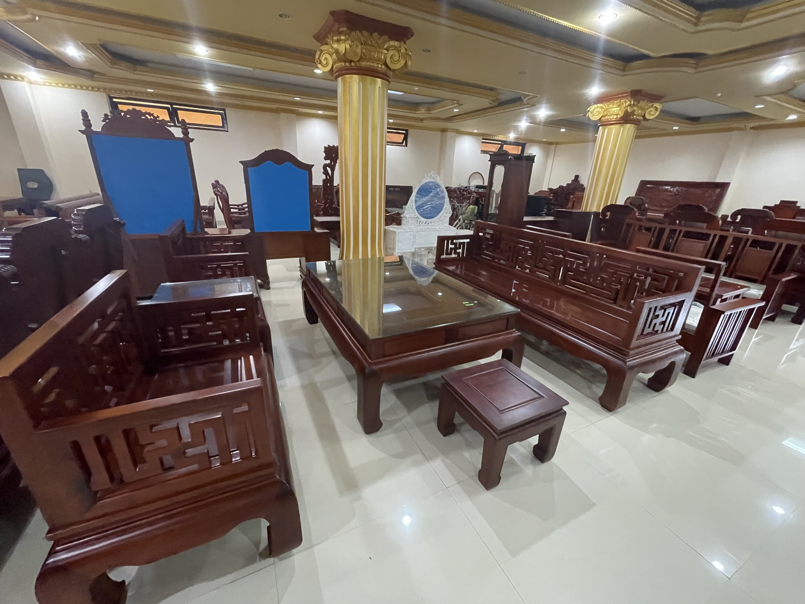 SOFA CHỮ VẠN - 5 MÓN