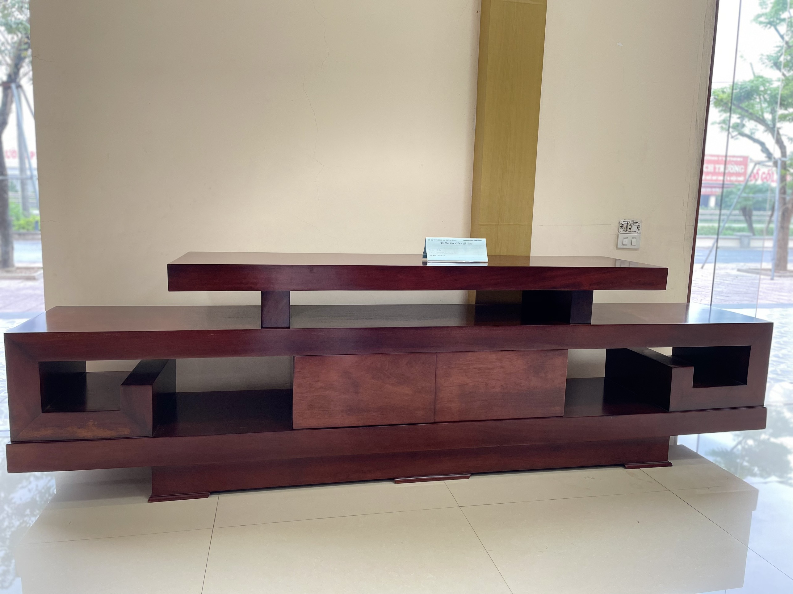 KỆ TIVI GỖ DÂU
