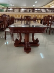 BÀN ĂN LÁ TÂY GỖ HƯƠNG