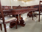 BÀN ĂN LÁ TÂY GỖ HƯƠNG