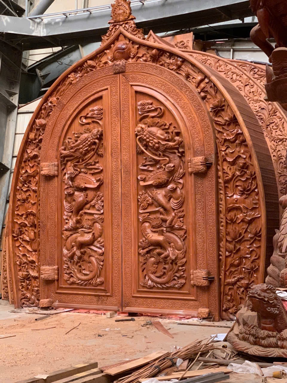 Cổng vòm Tân Huê Viên