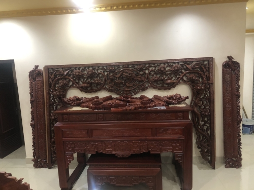 Bàn thờ truyện gỗ Hương vân 2,17 x1,27m