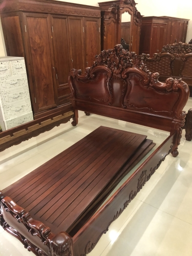 Giường Lá Tây Gỗ Hương Vân 1m80 x 2m00