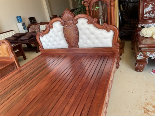 Giường lá tây bọc đệm