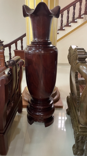 Đôi lọ gỗ gẩm trắc