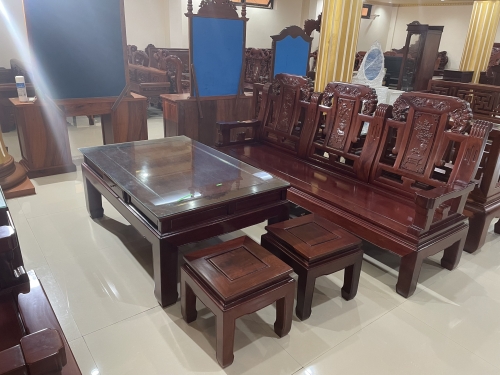 Long mã lộng gỗ Hương