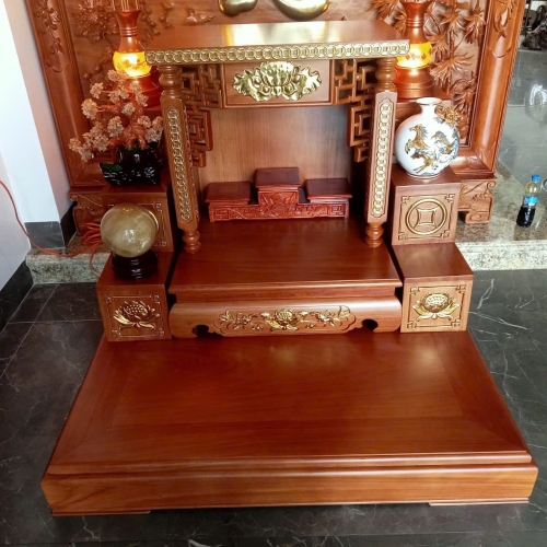 Bàn thờ thần tài kết hợp vách ngăn  Gỗ hương đá