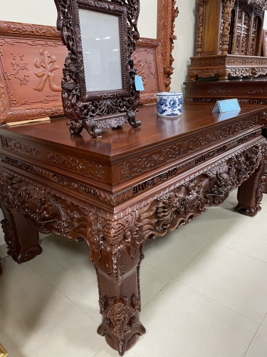 Bàn thờ tứ linh Gụ  Kích thước  2m17 x 107 cao 117